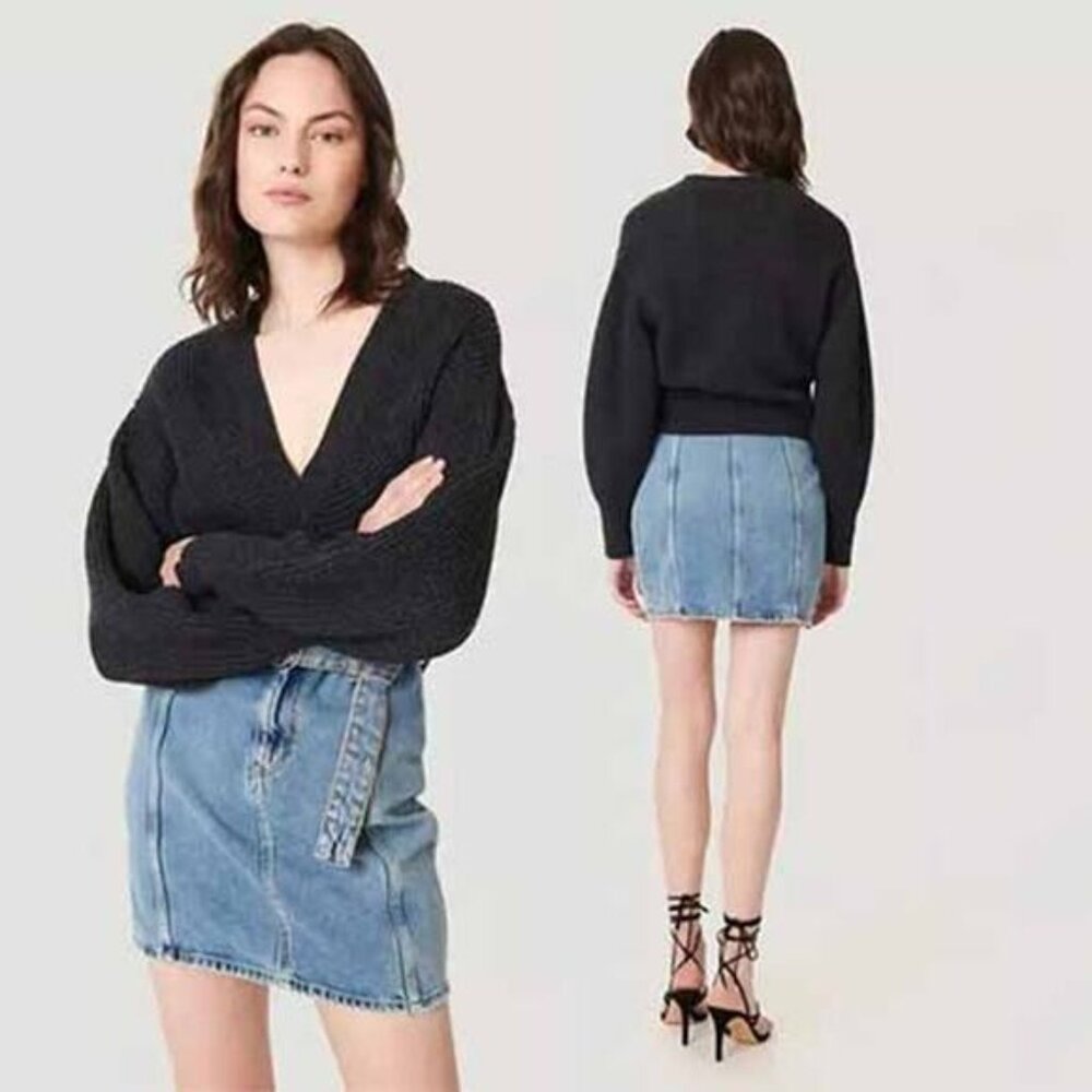 Iro Jamys V-neck Cotton Cashmere Blend Knit Long Sleeve Sweater Black Size: M